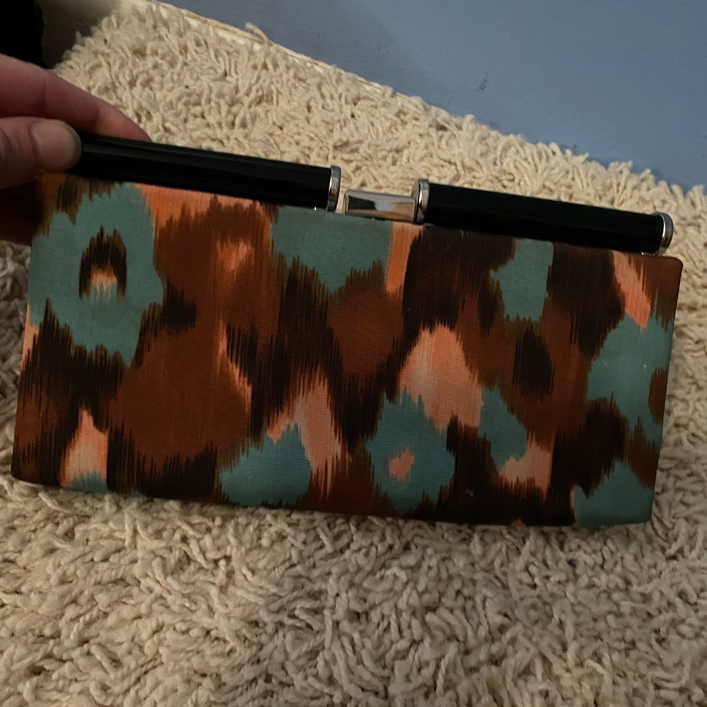 Sondra Robberts unique clutch